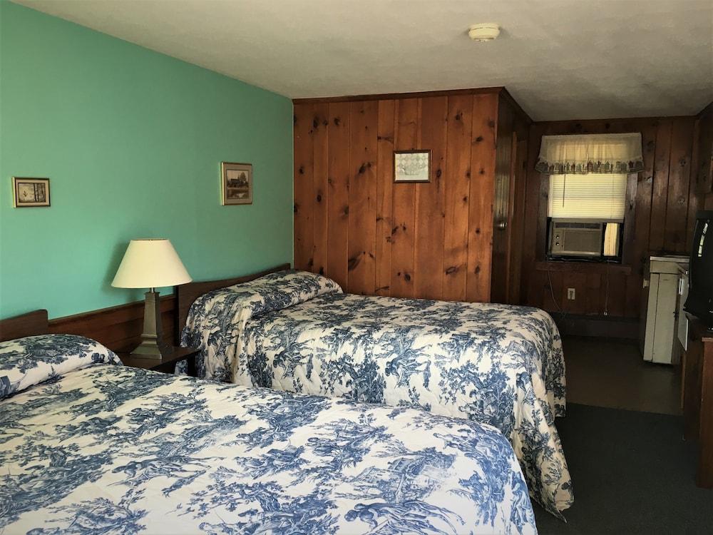 Bass River Motel photo 25