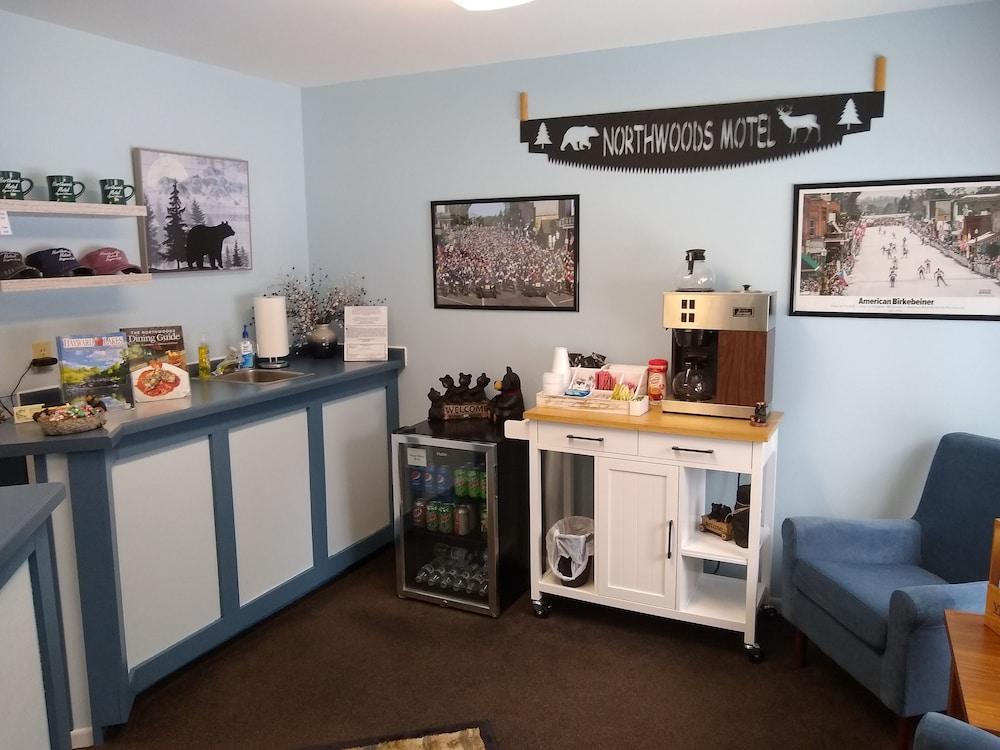Northwoods Motel photo 8