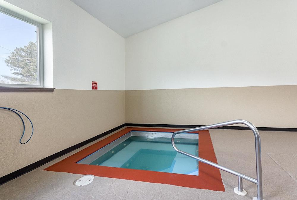 Econo Lodge Livingston Gateway to Yellowstone photo 17