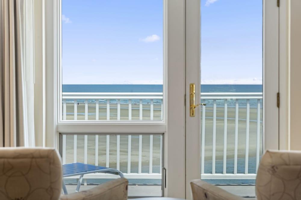 The Sparhawk Oceanfront Resort photo 6