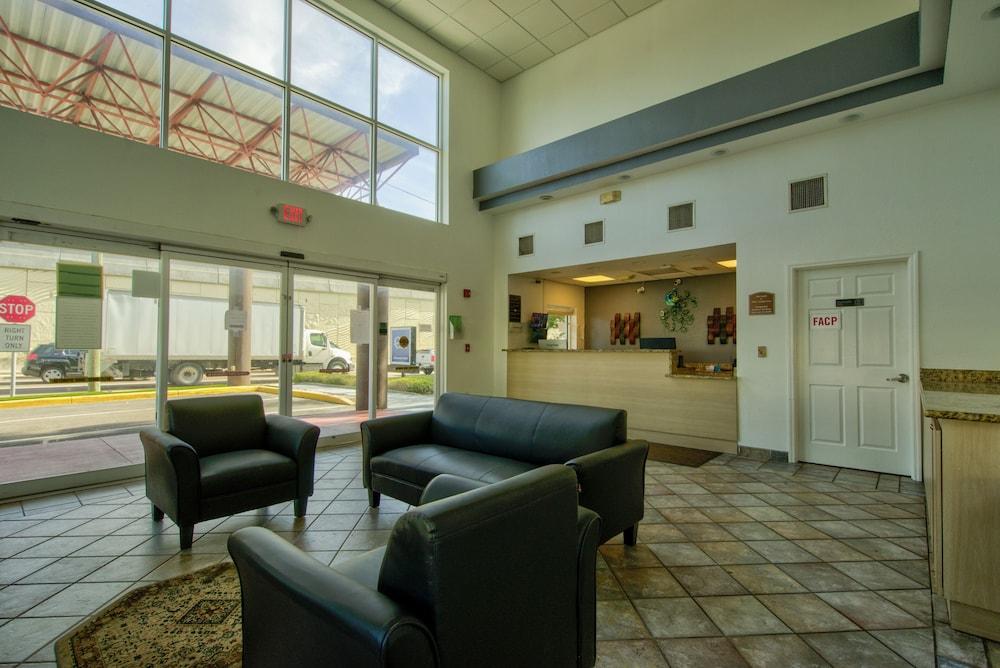 Clearwater Hotel photo 35