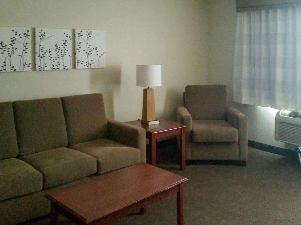 Sleep Inn & Suites Pleasant Hill - Des Moines photo 45