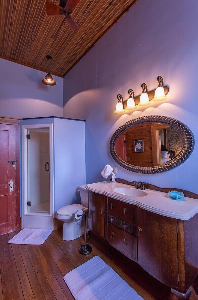 Hico's Upstairs Inn photo 67
