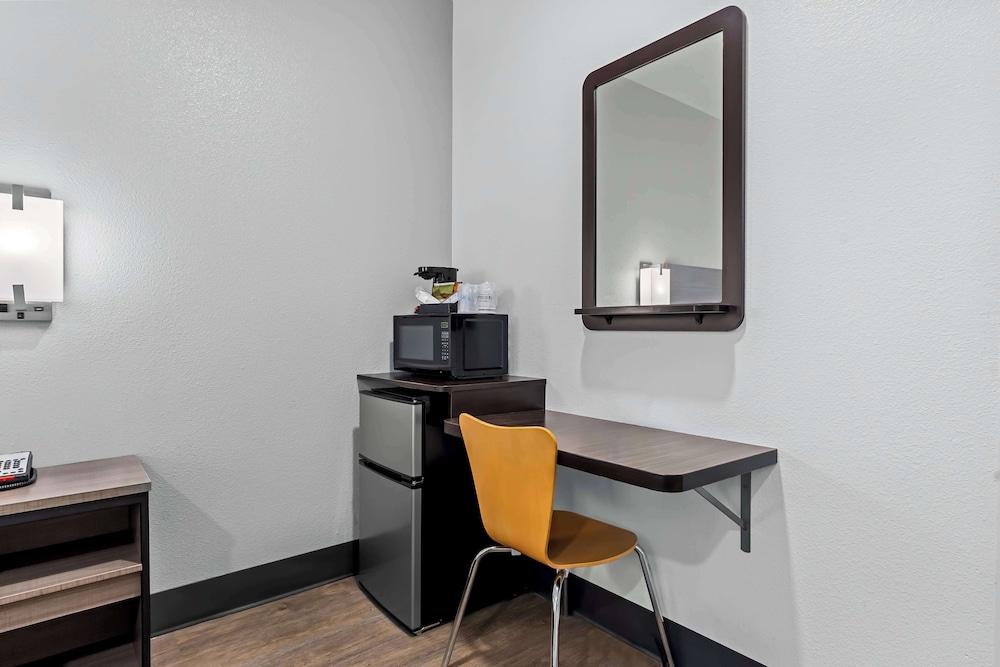SureStay by Best Western Livingston Merced County photo 10