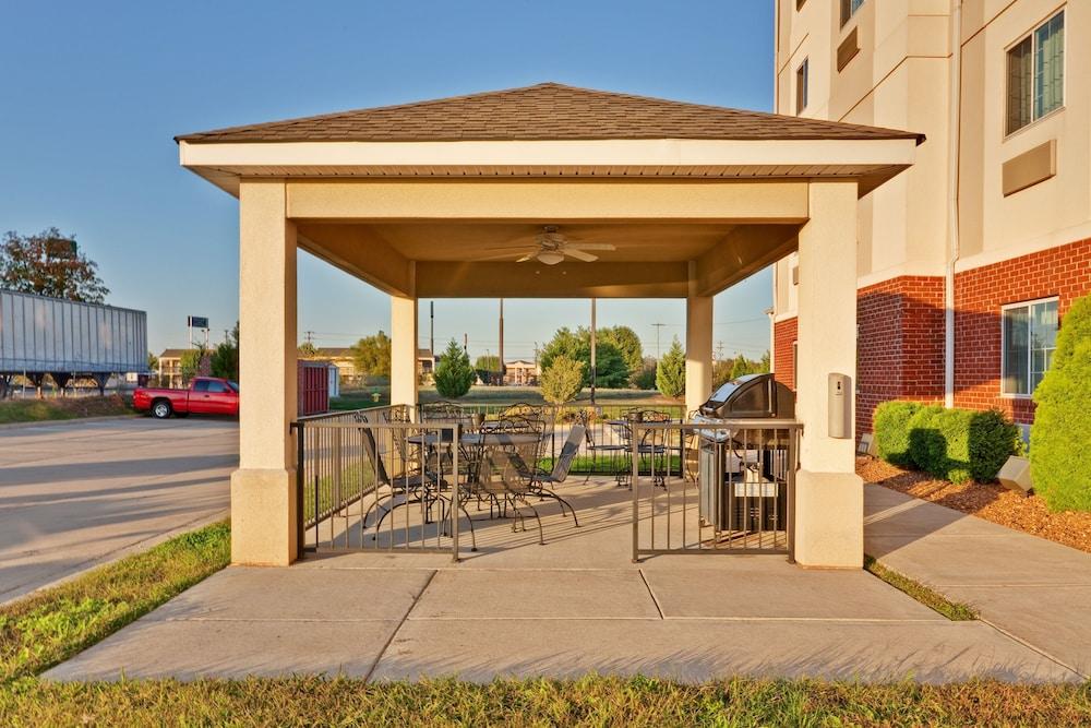 Candlewood Suites Clarksville by IHG photo 25