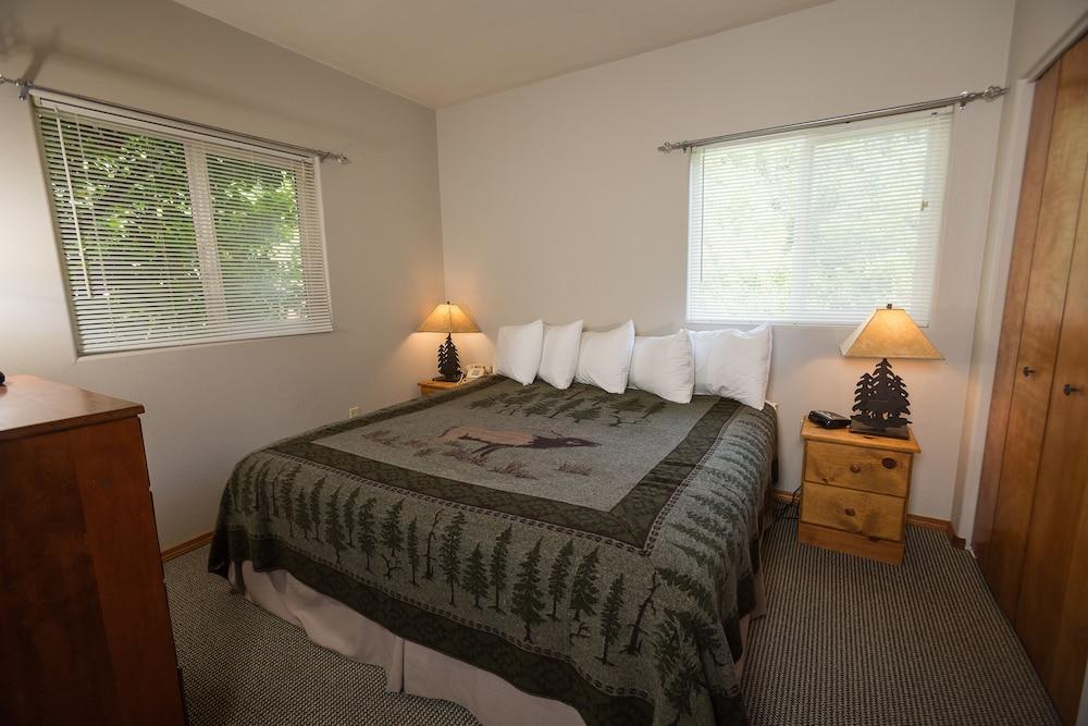 Morrison's Rogue River Lodge photo 24