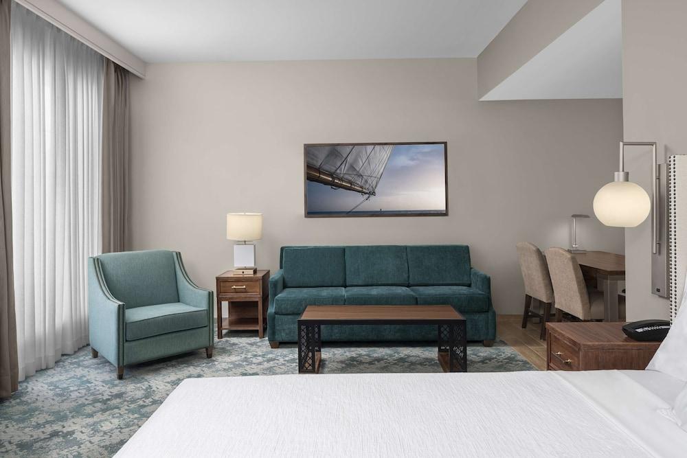 Embassy Suites by Hilton Charleston Harbor Mt. Pleasant photo 14