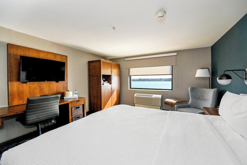 Crowne Plaza Niagara Falls NY Riverside by IHG photo 16