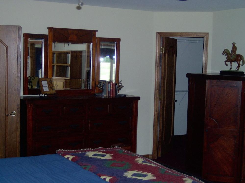 Bar W Guest Ranch photo 11