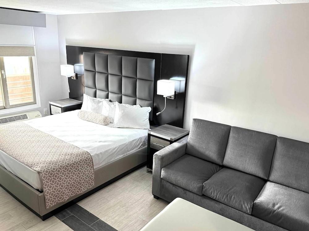 SOHO Suites Atlantic City Beach Block photo 7