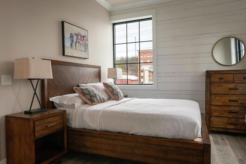 The Historic Central Hotel, a New Hotel Collection Property photo 12