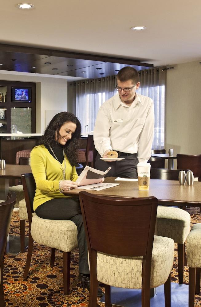 Courtyard by Marriott Newburgh Stewart Airport photo 25