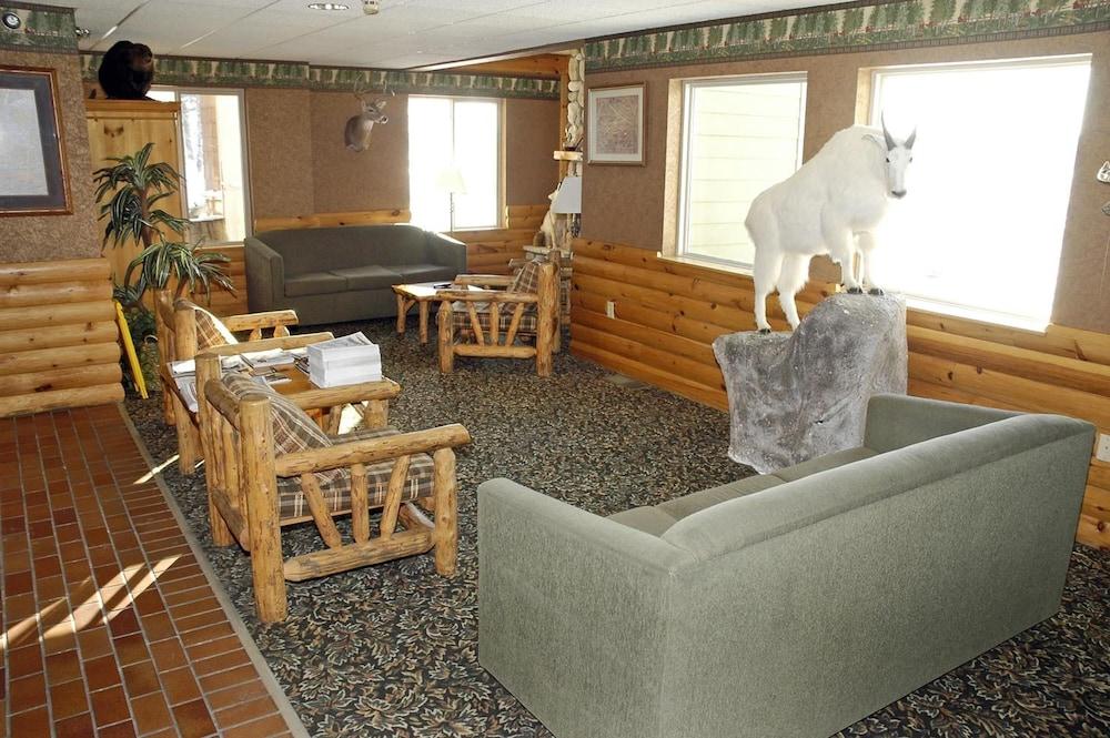 Pellston Lodge photo 34
