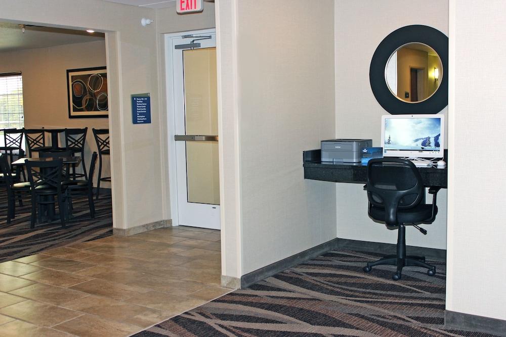 Cobblestone Inn & Suites - Lamoni photo 49