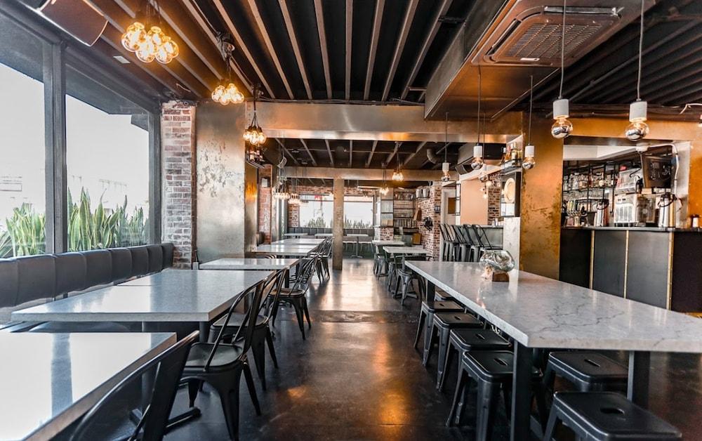 H Hotel photo 41