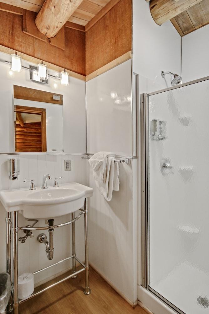 Colter Bay Village photo 16