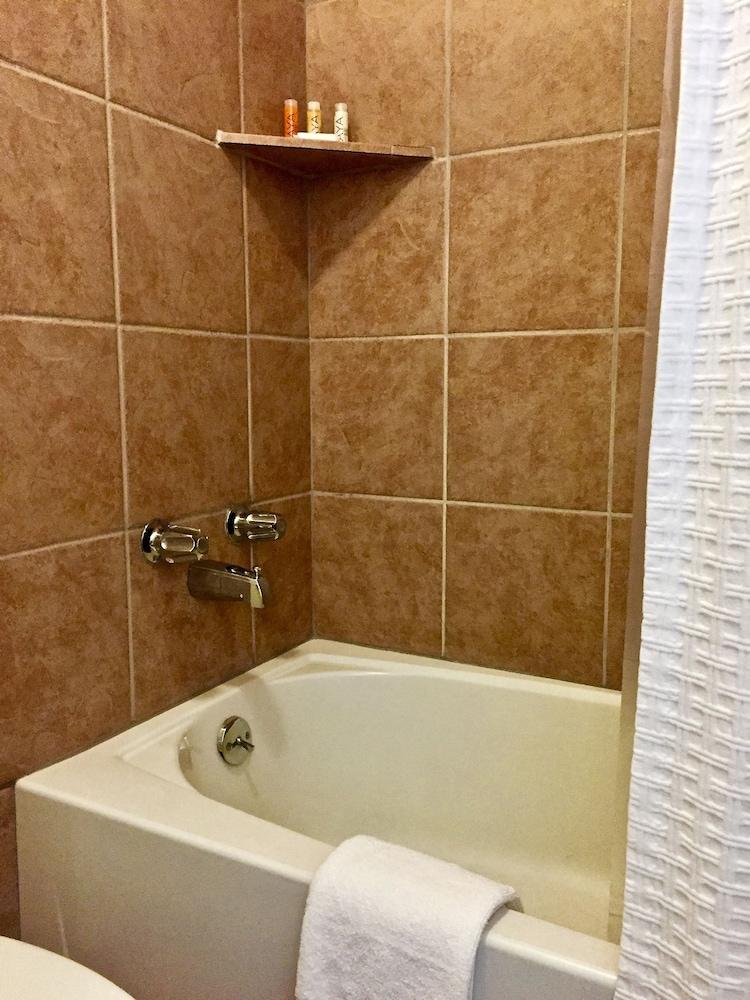 Parkview Inn Motel photo 31