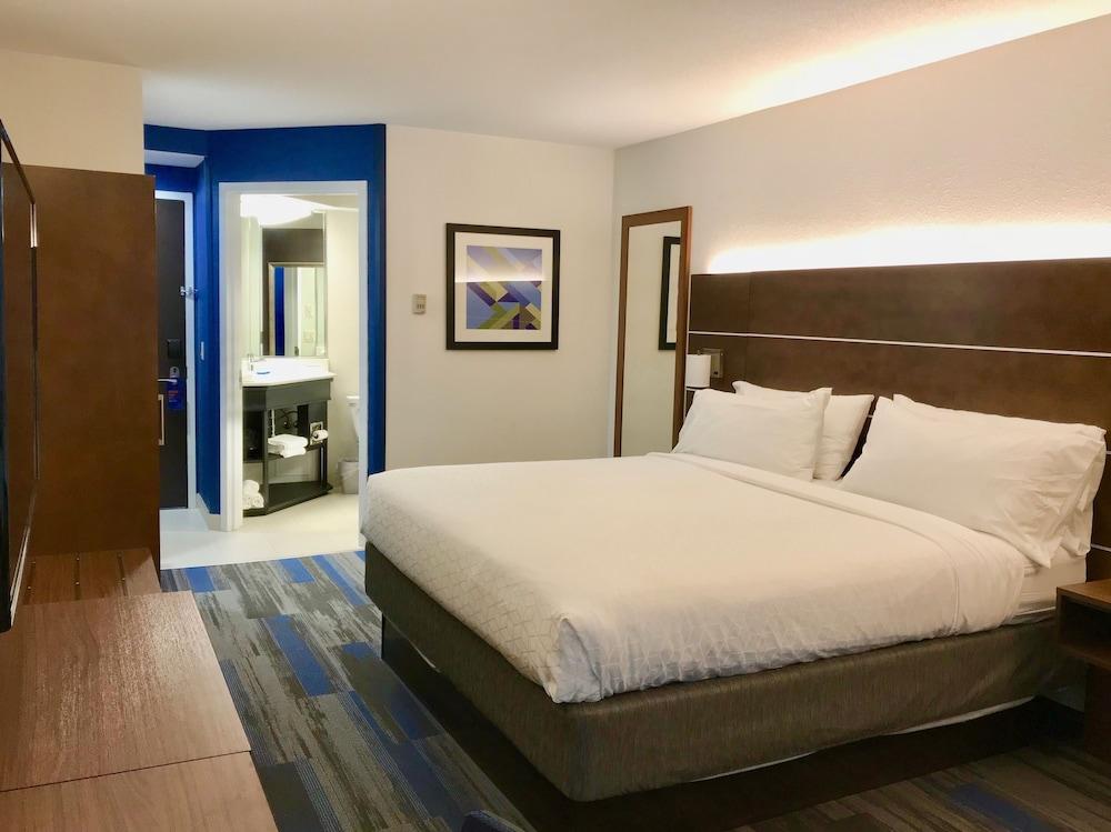 Holiday Inn Express Fishkill-Mid Hudson Valley by IHG photo 3