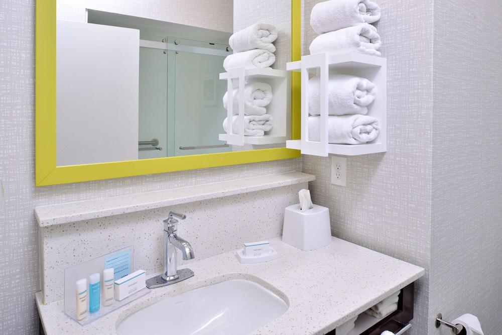 Hampton Inn LaPorte IN photo 15