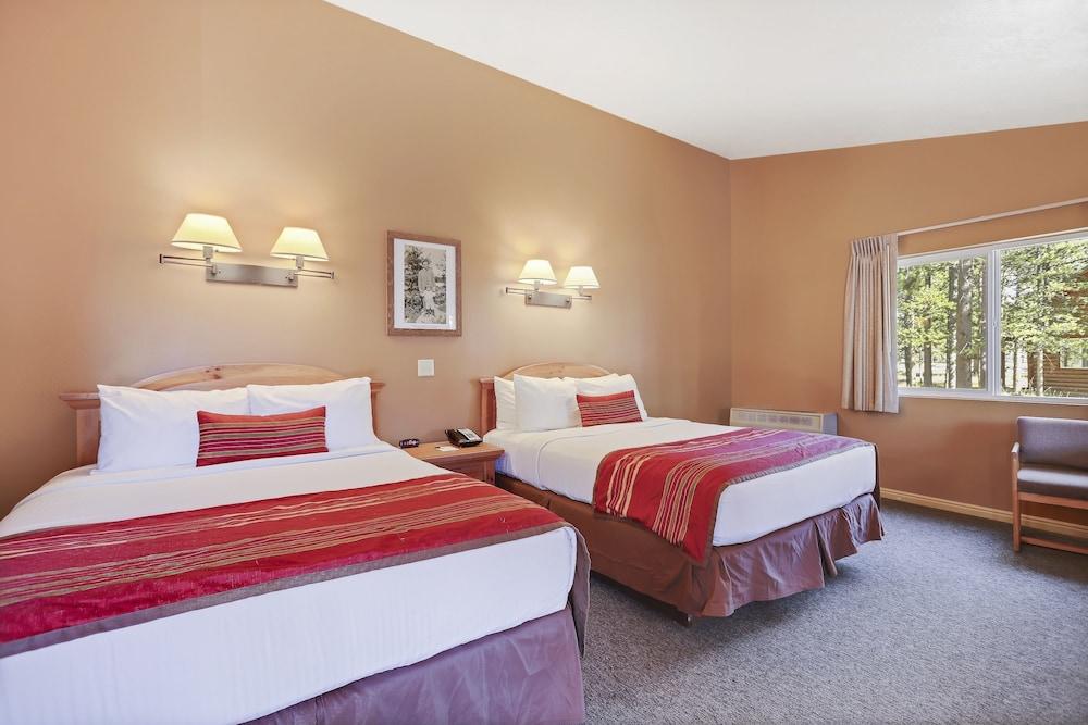Headwaters Lodge & Cabins at Flagg Ranch photo 13