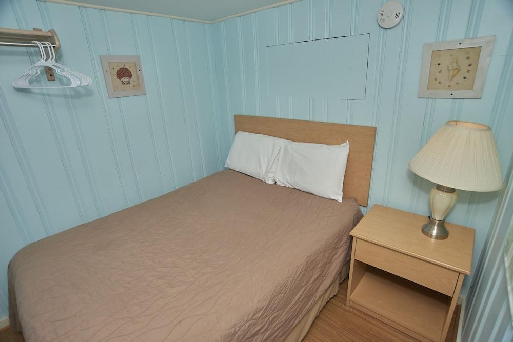 Marguerite Motel photo 30