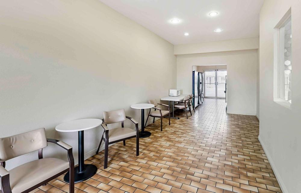 Extended Stay America Select Suites - Odessa photo 7