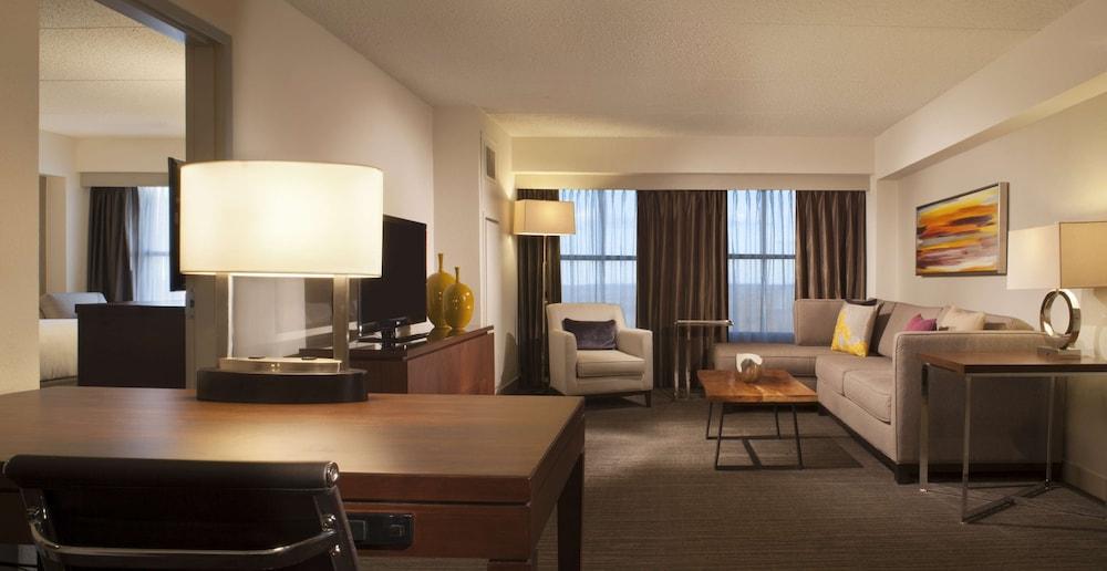 Hyatt Regency Long Island photo 9