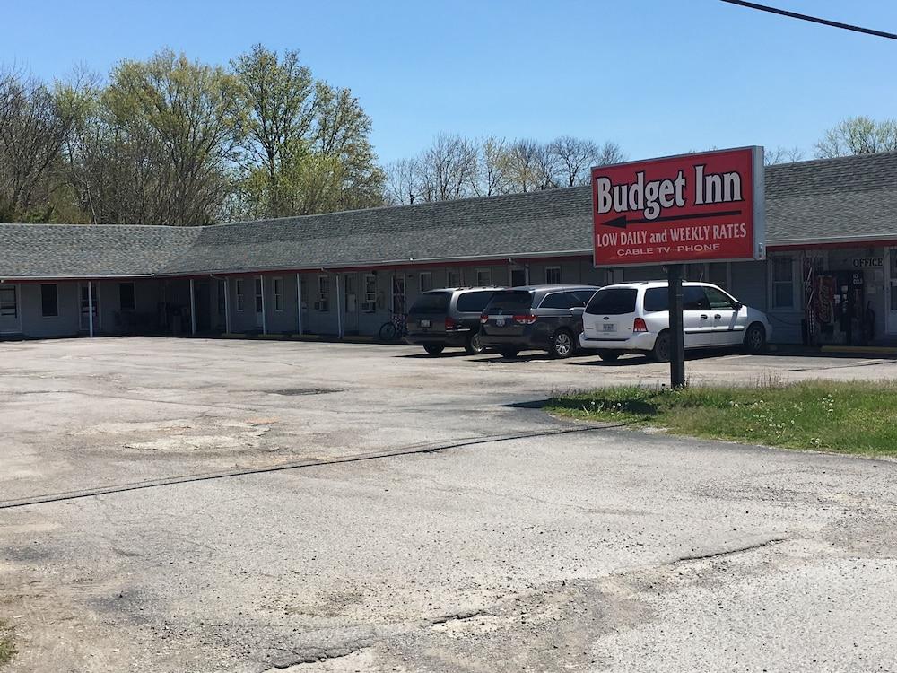 Budget Inn Du Quoin photo 9