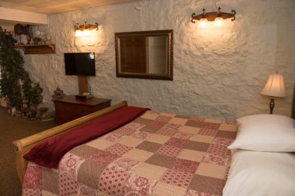 Stone Mill Hotel & Suites photo 88