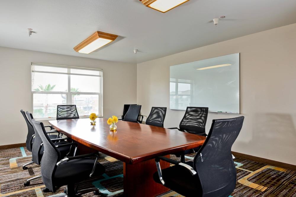 Residence Inn by Marriott Los Angeles LAX/El Segundo photo 26