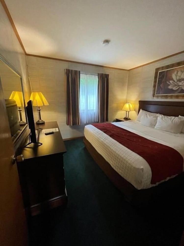 Mohican Resort Motel photo 14