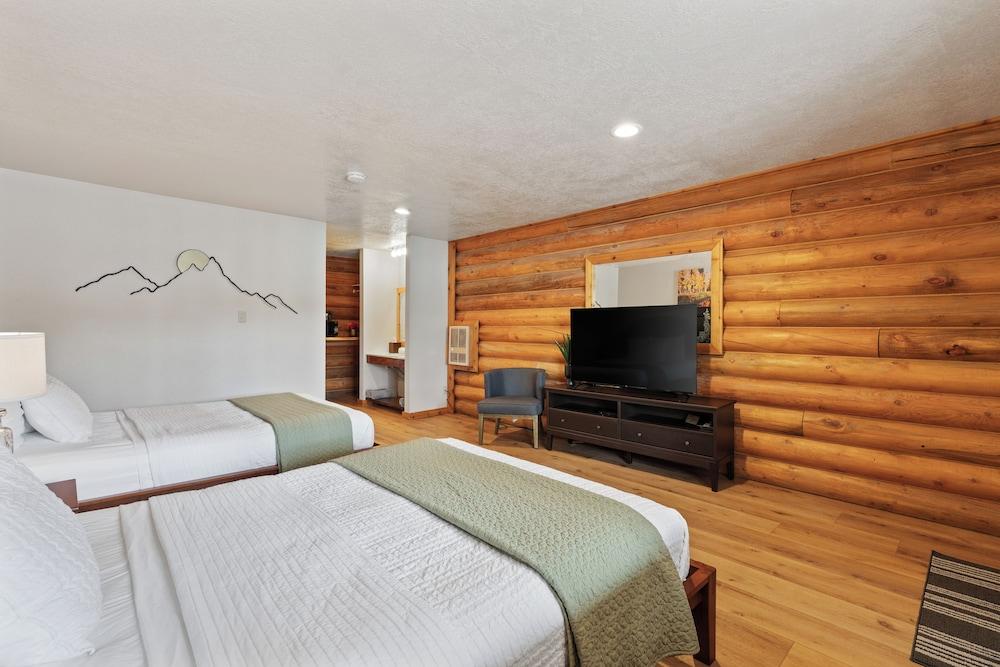 Duck Creek Village Inn photo 12