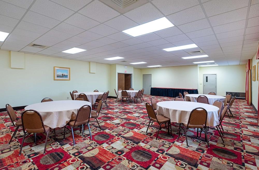 Quality Inn photo 26