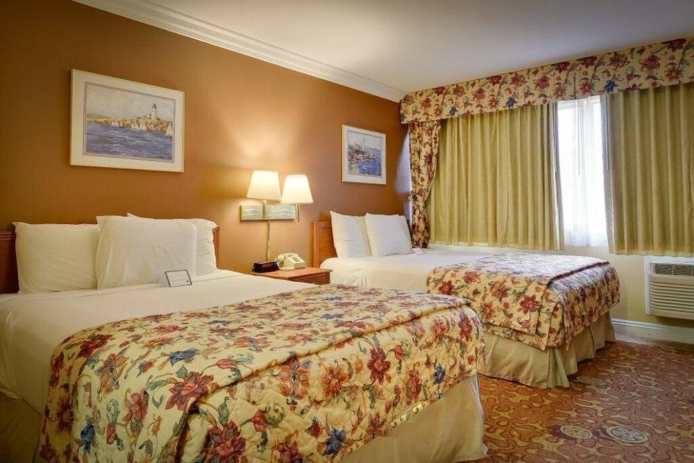 Vagabond Inn Long Beach photo 14