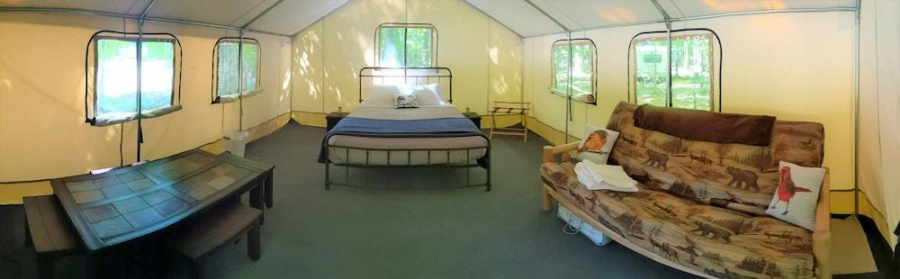 POV Lake Resort & Glamping Campground photo 46
