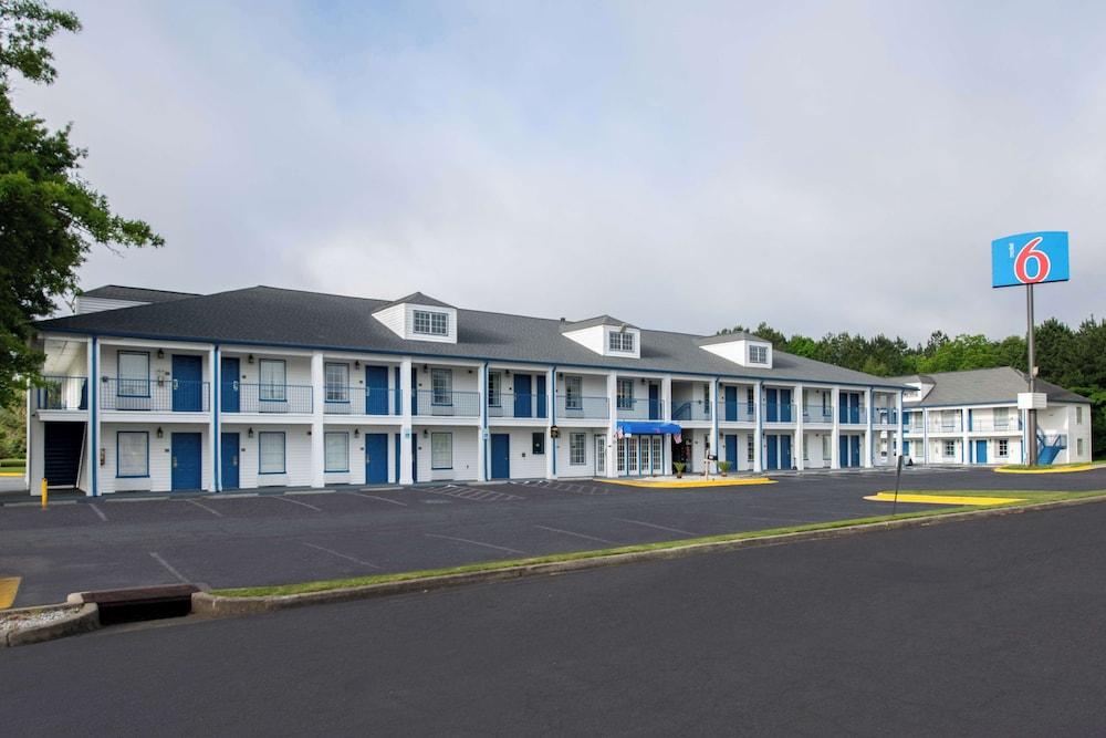 Motel 6  Macon, GA – I-475 photo 19