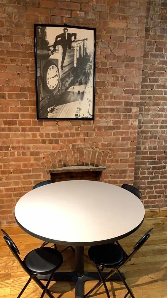 Manhattan Private Bedroom Hostel photo 1
