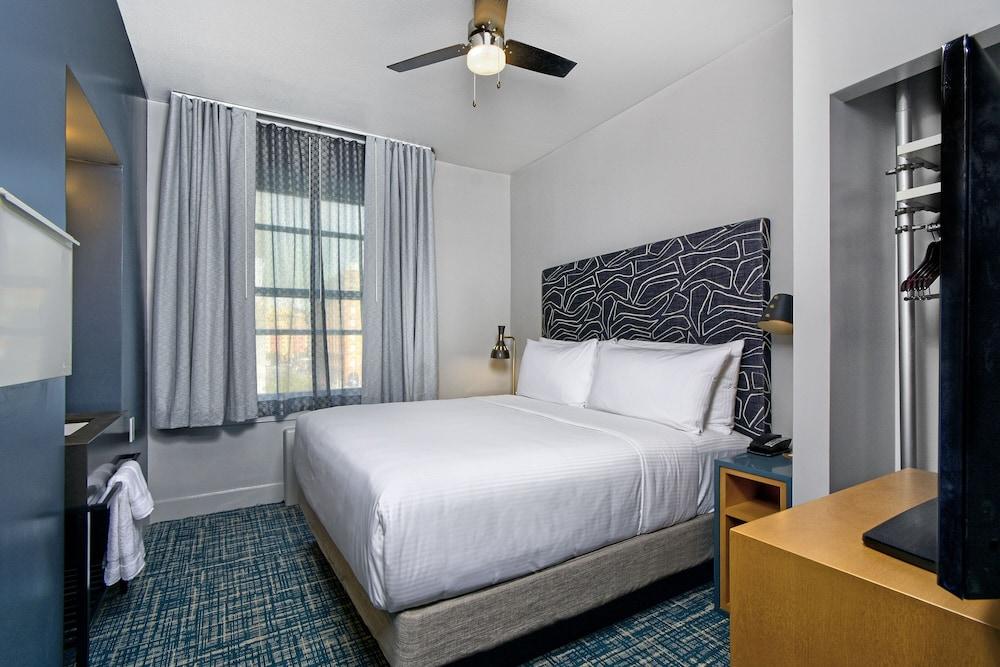 Hotel Garrett photo 18