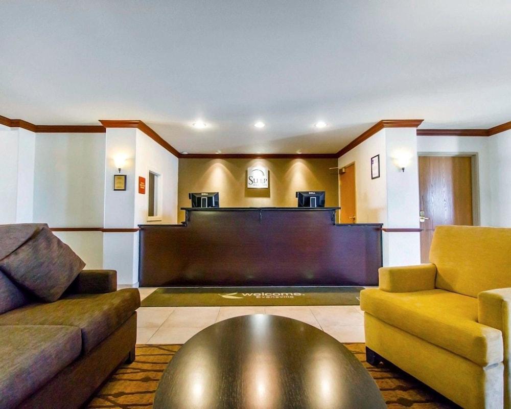 Sleep Inn & Suites Evansville - Casper photo 4