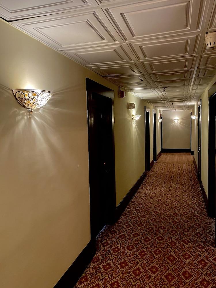 The DeLand Hotel photo 88