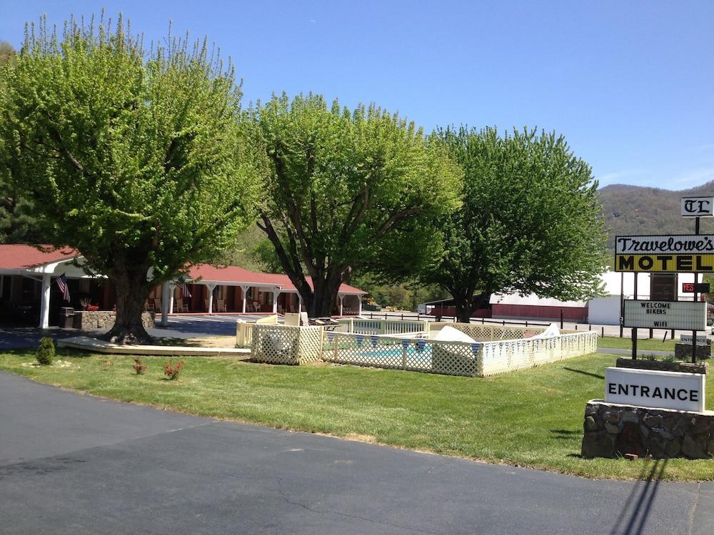 Travelowe's Motel photo 1