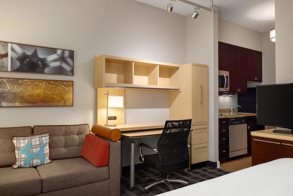 TownePlace Suites Williamsport photo 8