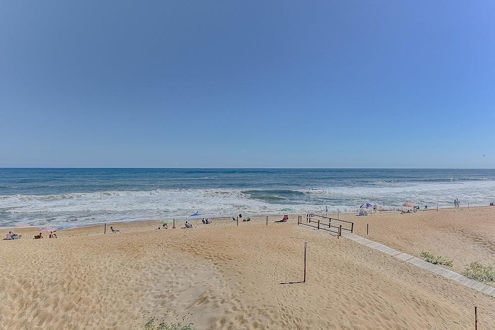 Lighthouse View Oceanfront Lodging photo 9
