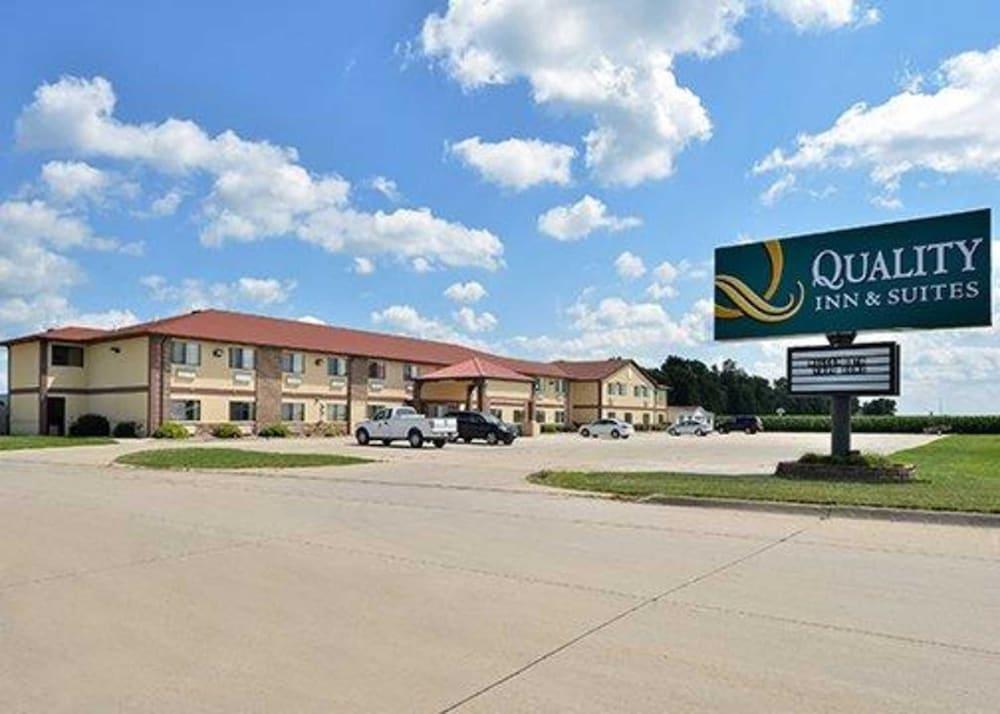 Quality Inn & Suites Grinnell near University photo 12