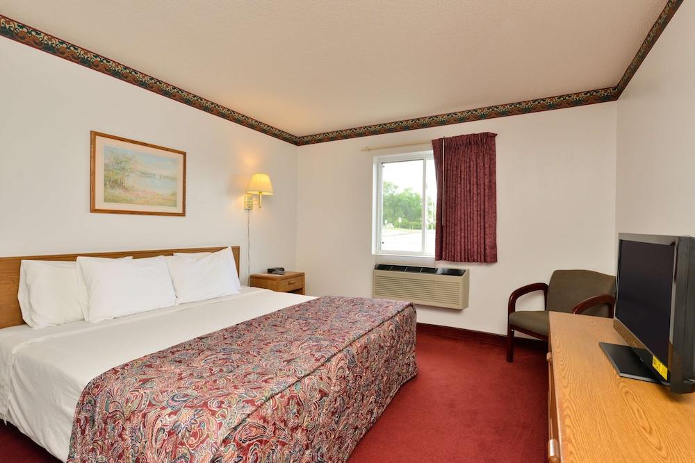 Americas Best Value Inn & Suites Clear Lake photo 5