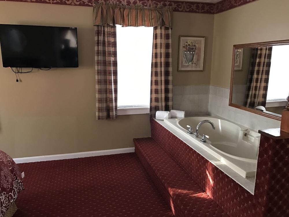 Exit 5 Resort & Condominium photo 48