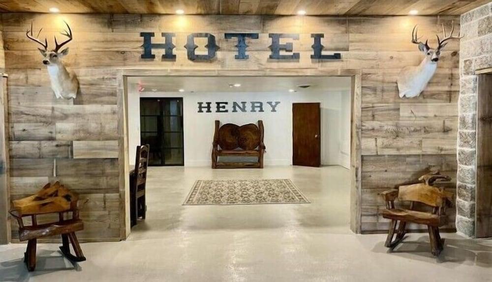 The Hotel Henry photo 46