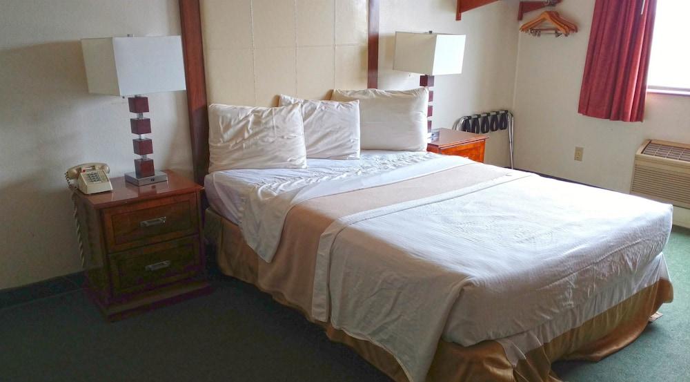 Americas Best Value Inn Zumbrota photo 6
