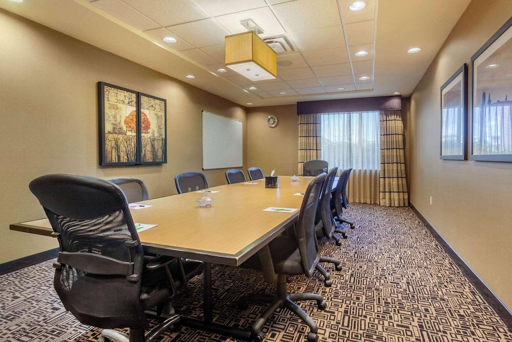 SpringHill Suites by Marriott Fort Collins photo 2