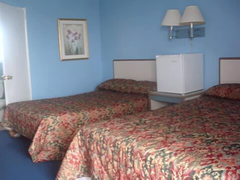 New Sea Breeze Motel photo 3